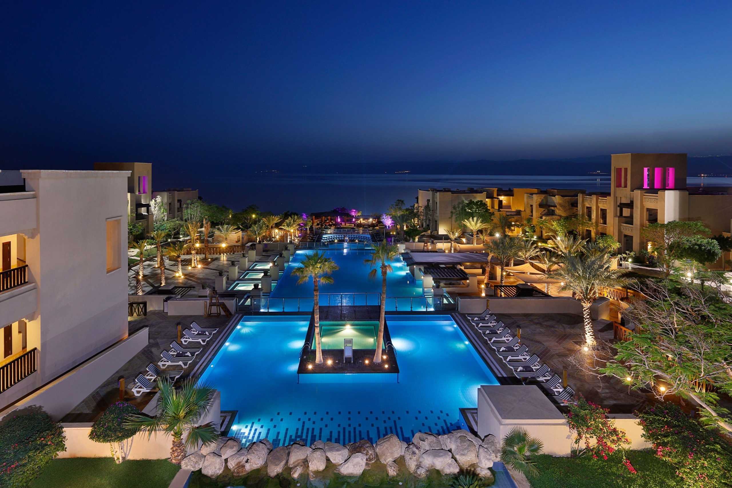 hotel-img